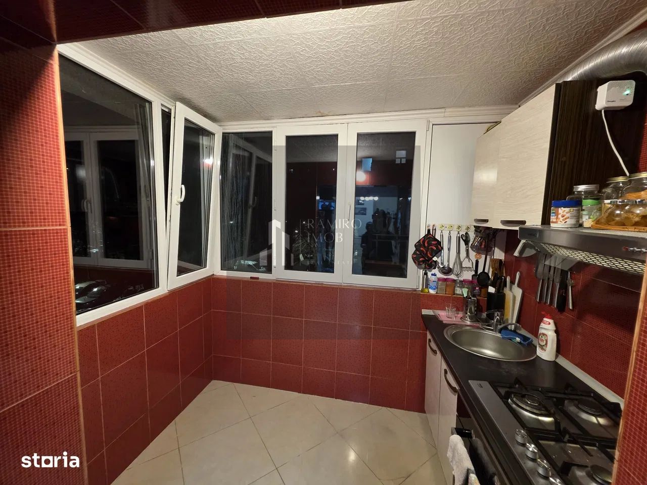 APARTAMENT 4 CAMERE, BERCENI/APARATORII PATRIEI, 2 BALCOANE, 2 BAI - Poză 14