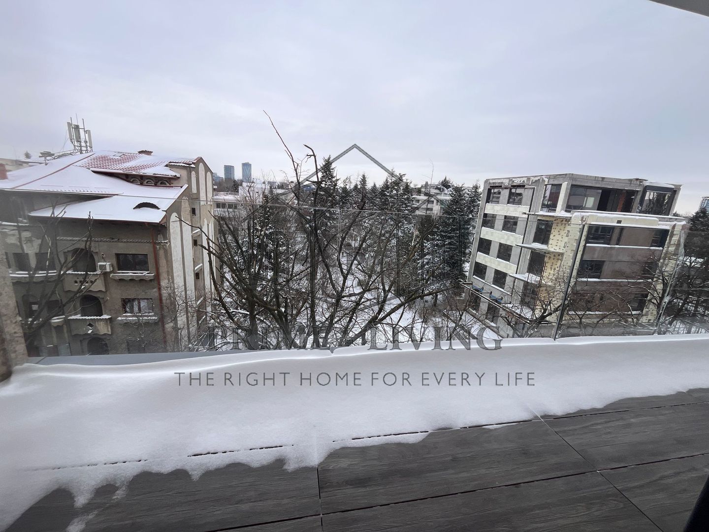 APARTAMENT SPATIOS DE LUX CU 2 DORMITOARE LA INCHIRIERE IN PRIMAVERII - Poză 10