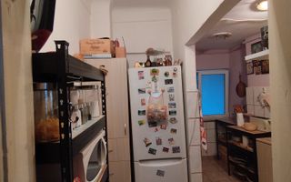 Apartament cu 3 camere de vanzare-Piata Victoriei - Poză 5