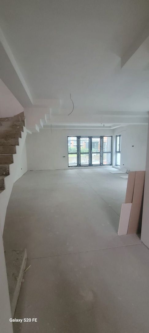 VILA DUPLEX PREMIUM - LANGA COMPLEXUL ASTORIUM GARDEN / PALLADY! - Poză 8