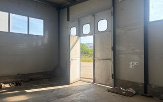 Depozit cu showroom de inchiriat de 1600 mp - Poză 21