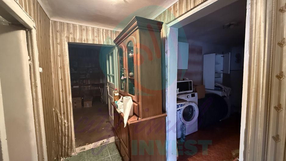 "Casa bunicii" pe un lot de teren de 307 mp - Poză 7