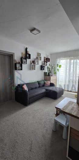 Apartament 3 camere, Vișan, comuna Bârnova – Parcare inclusă - Poză 2