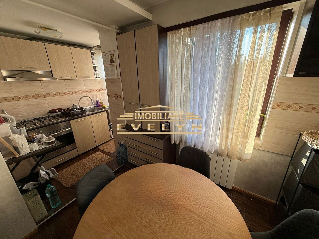 Apartament 3 camere, etaj 1, Str. Miorita - Poză 4