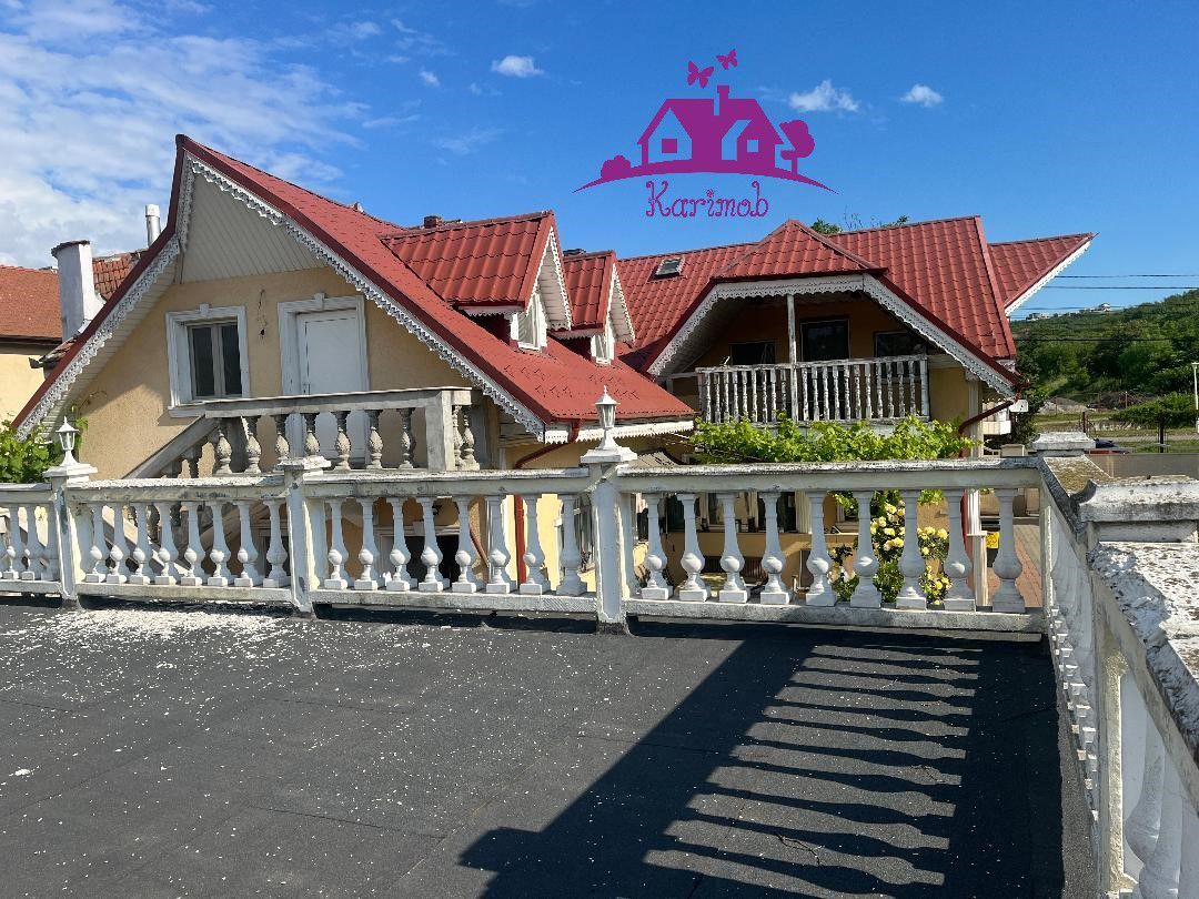 Casa zona Spitalul Judeten - Poză 17