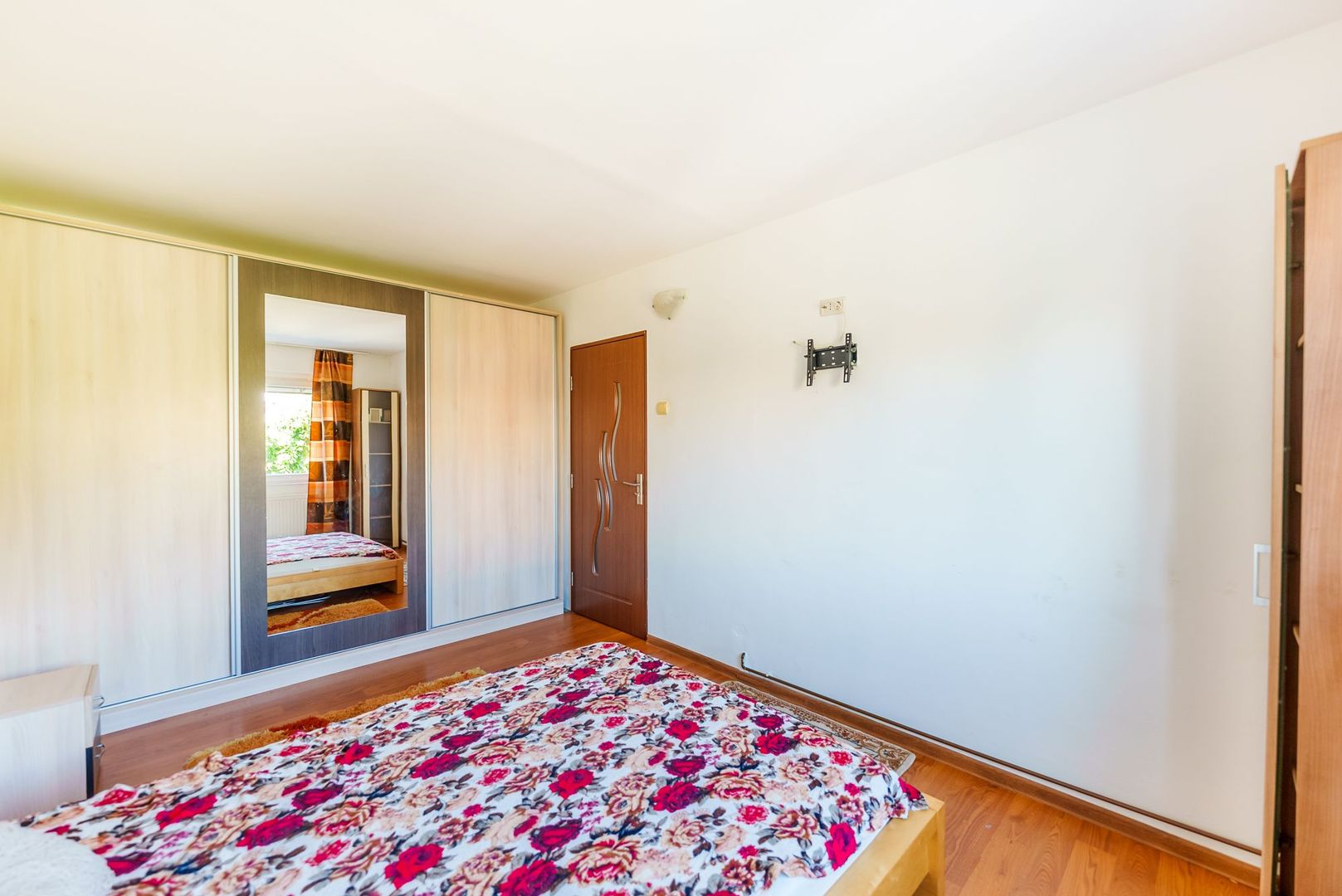 Apartament cu 3 camere de închiriat Vlaicu - Poză 18