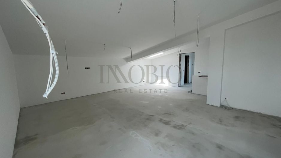 Vilă individuală modernă, P+1+M, cu curte generoasă  Tunari - Poză 15