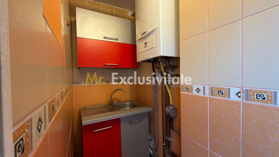 Garsonieră spațioasă de închiriat în Mioveni – zona Robea - Poză 6