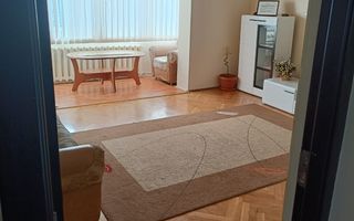 Apartament 3 camere Centrul Civic - Poză 1