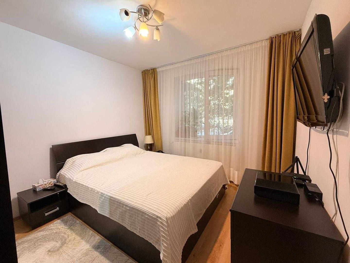 De inchiriat apartament cu 3 camere , Dristor sector3 - Poză 1