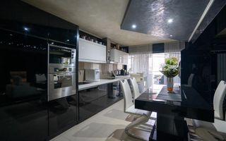 Apartament Lux cu jacuzzi Nufarul - Poză 6