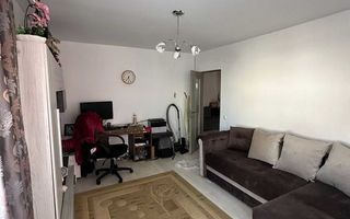Vanzare apartament central, Floresti. - Poză 3