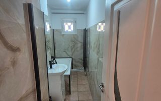Închiriez apartament 1 camera etajul.1 - Poză 6