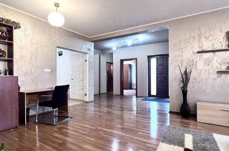 Apartament cu 3 camere,  terasa proprie - Ghiroda - Poză 5