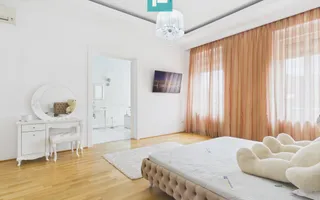 Apartament deosebit în clădire istorică central - Poză 21