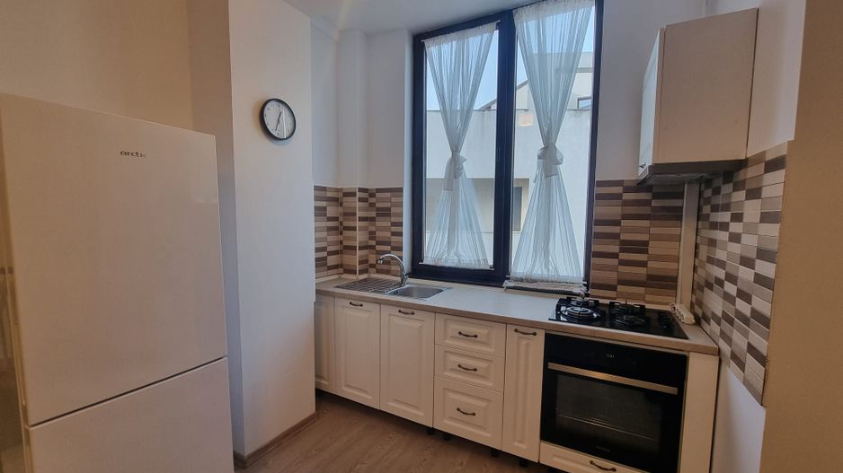 Apartament 2 camere de vanzare--zona Elvila - Poză 3