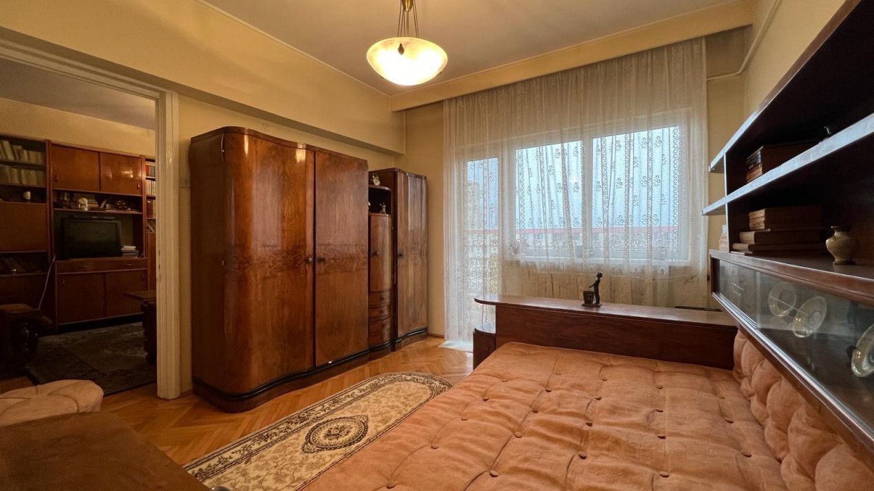 Centru / Republica - Inchiriere apartament cu 4 camere mobilat si utilat. - Poză 11