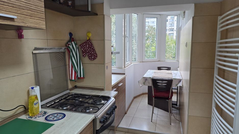 Închiriez apartament 2 camere, Unirii, mobilat, loc de  parcare - Poză 6