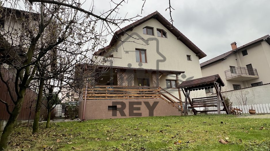 Casa Unifamilială 5 camere de vânzare SIBIU / Loc. Șura Mică - Poză 1