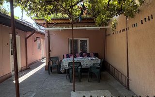 METROU EROII REVOLUTIEI - CASA 5 CAMERE - 110.000 EURO - Poză 2