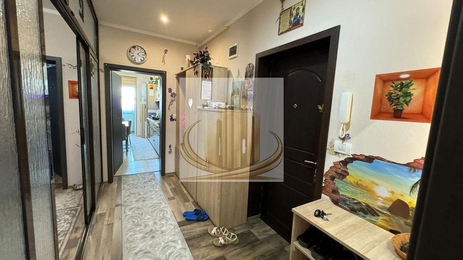 Apartament complet mobilat cu 3 camere în Giroc - Poză 5
