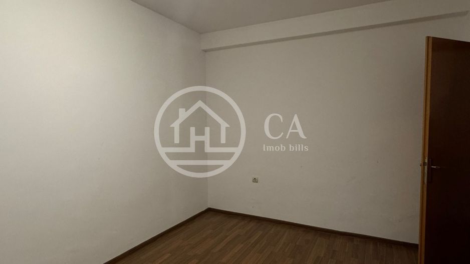 Casă de închiriat cu 4 camere în Cartierul Europa, Oradea - Poză 3