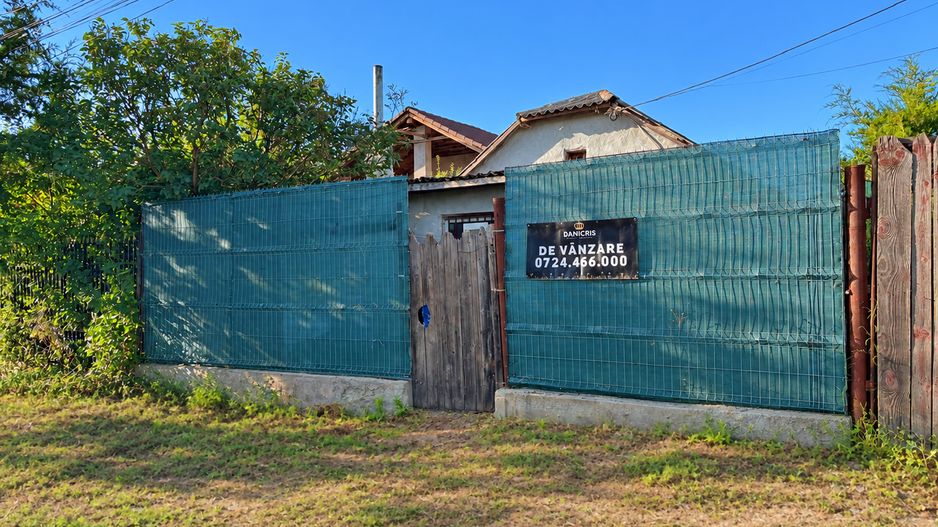 Casă cu teren 460mp | Valu lui Traian - Poză 2