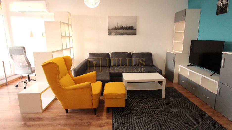 Complex Uranus, spatios, mobilat modern; boxa inclusa. - Poză 3