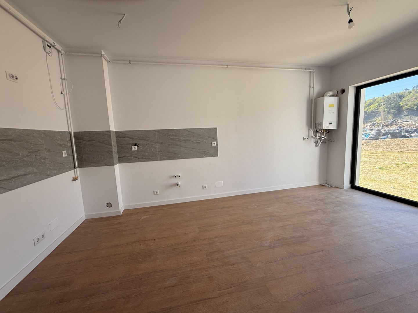 🏡 Apartament finisat premium cu terasă și priveliște liberă 🌿 - Poză 2