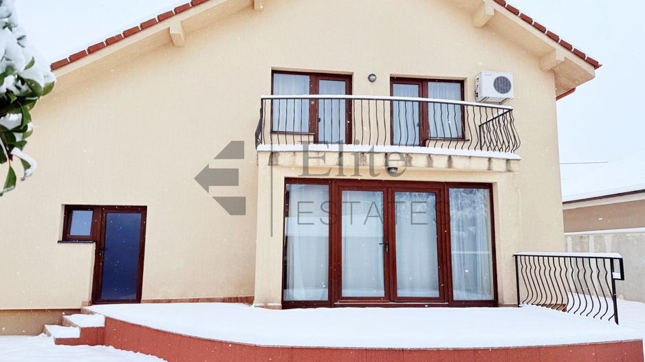 Casa de inchiriat cu 4 camere in Grigorescu - Poză 1