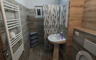 Apartament 4 camere de vânzare în zona Frumoasa, strada Plantelor, Iași - Poză 3
