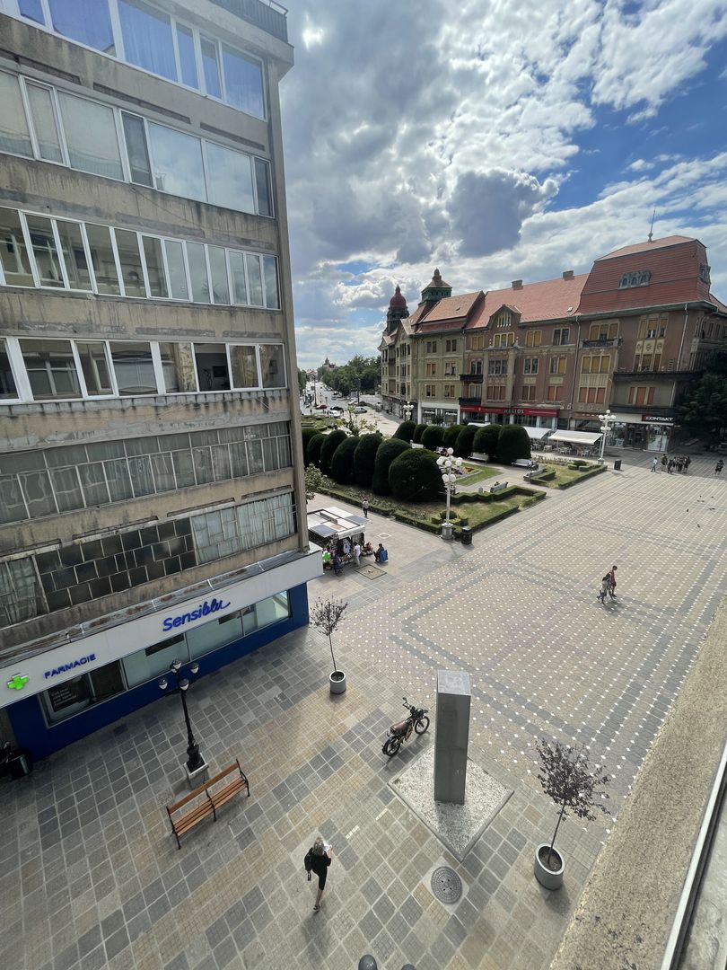 Piața Victoriei | Ultracentral | 1 Cameră | Lift | Parcare în curte - Poză 3