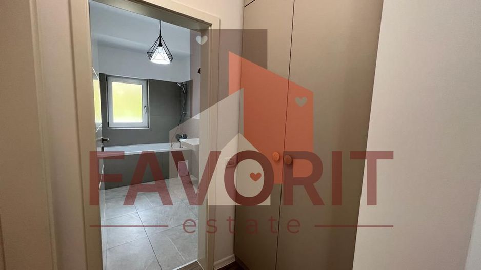 Mobilat si utilat. Vedere la padure. Parcare cu bariera - Poză 7