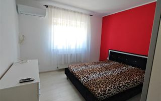 Giroc 2 camere decomandat (transformat din 3camere) et 1 loc parcare - Poză 10