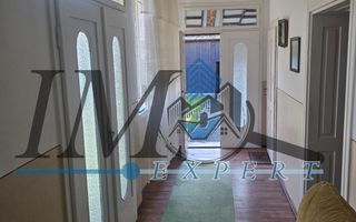 Casa de Vanzare in zona centrala in Geoagiu - Poză 8