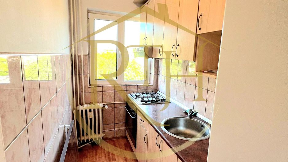 Inchiriez apartament cu 3 camere zona Olimpia , 380 euro/luna. - Poză 16