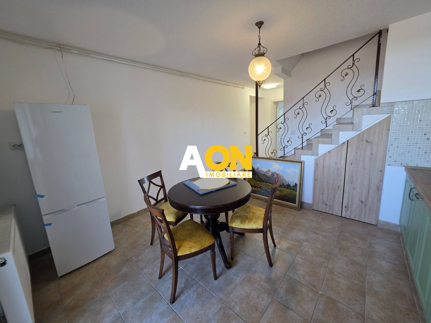 Apartament 5 camere, renovat, 68 mp utili + mansarda 52 mp,  Cetate - Poză 11