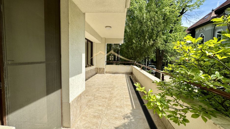 Apartament cu 4 camere 250mp* 2 parcări subterane / Dorobanti-Capitale - Poză 3