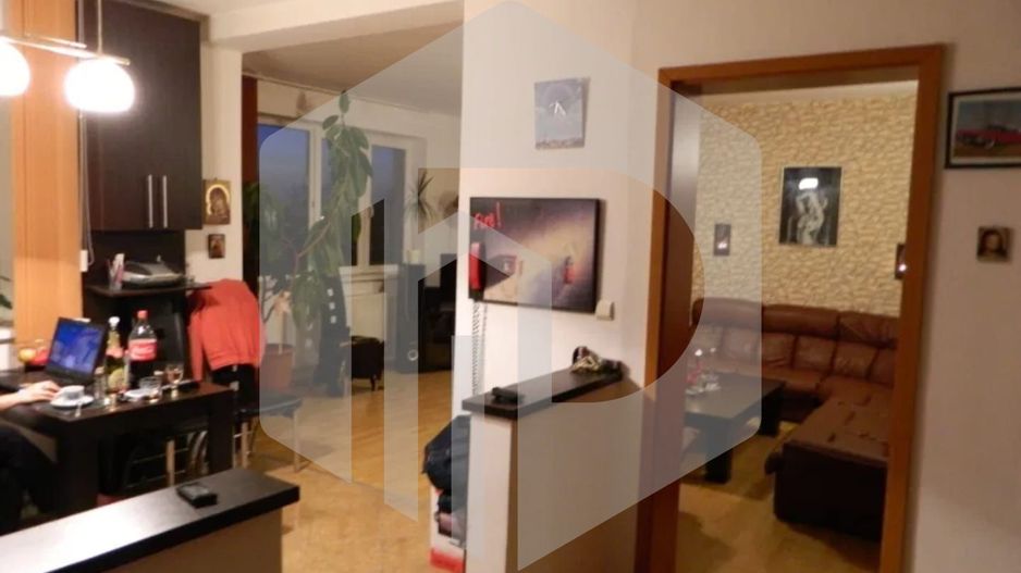 Apartament 2 camere - Mobilat - Decomandat - Dumbravii - Poză 3