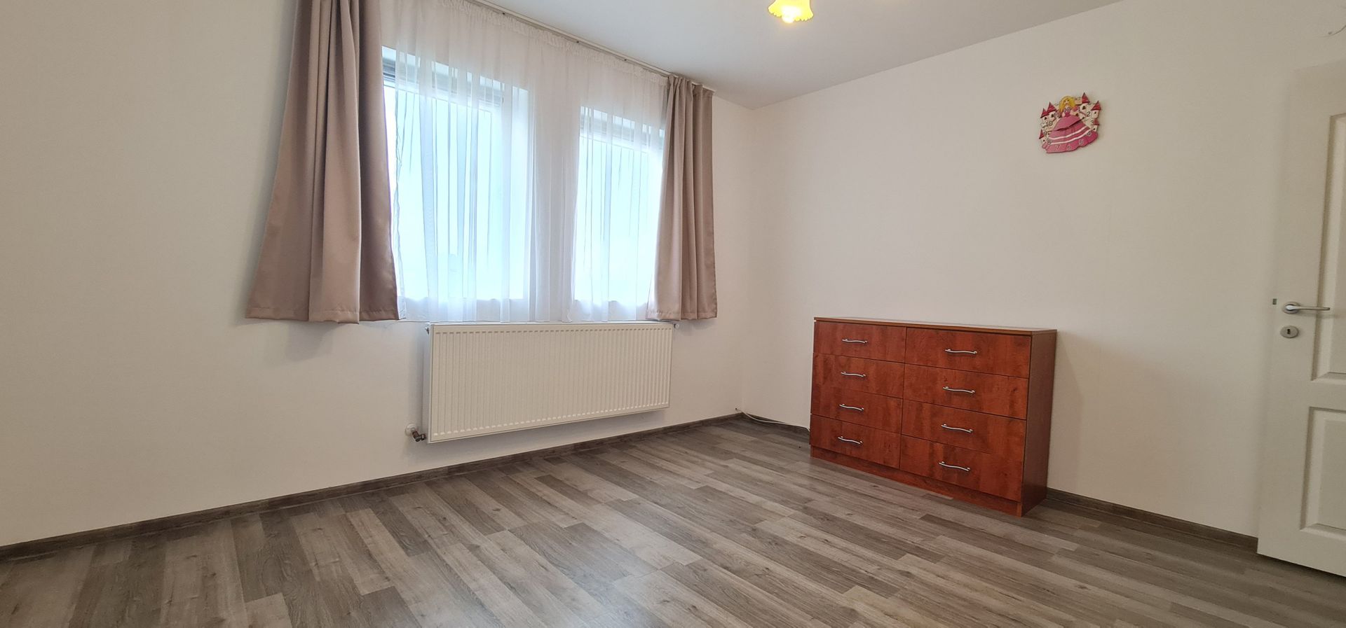 Casa de inchiriat 4 camere semimobilata cartier Izvor - Poză 8