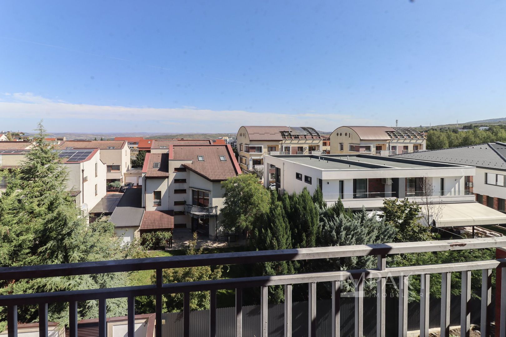 Duplex cu 8 camere in cartierul Buna-Ziua, teren 500 m2 ! - Poză 15