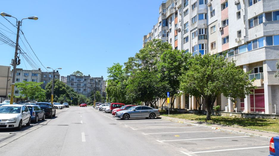 FALEZA NORD – 192 MP UTILI, IDEAL MAGAZIN, BIROURI, CABINETE MEDICALE - Poză 3