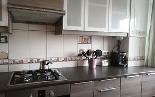 Inchiriere apartament mobilat si utilat, zona centrala - Poză 15