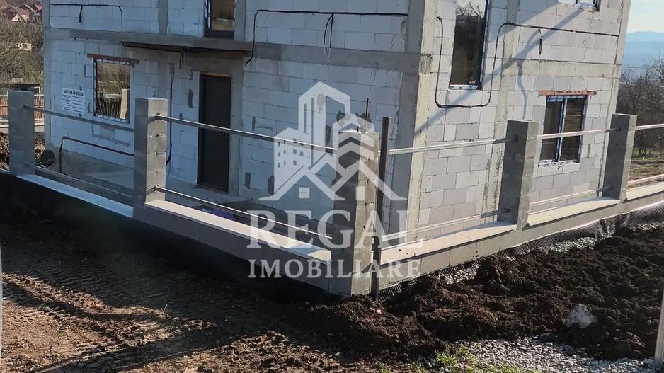 Casă nouă cu etaj de vânzare – zona Latureni | 150 mp utili - Poză 1
