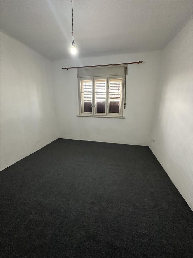 Casa de vanzare Episcopia M Corvin - Poză 4