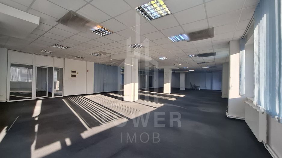Spațiu de birouri ultracentral (cladire nou) - sup. utila 275 mp - Poză 17