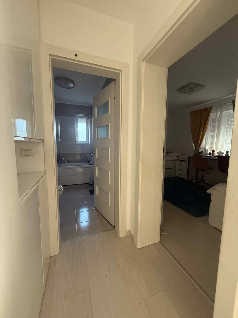 Giroc | 2 Camere | Mobilat si Utilat | Loc de parcare - Poză 5