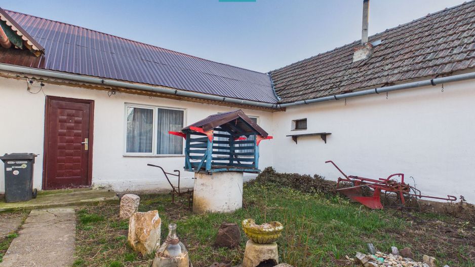 Casă din 2 corpuri cu 5 camere în  Lőkösháza - Poză 2