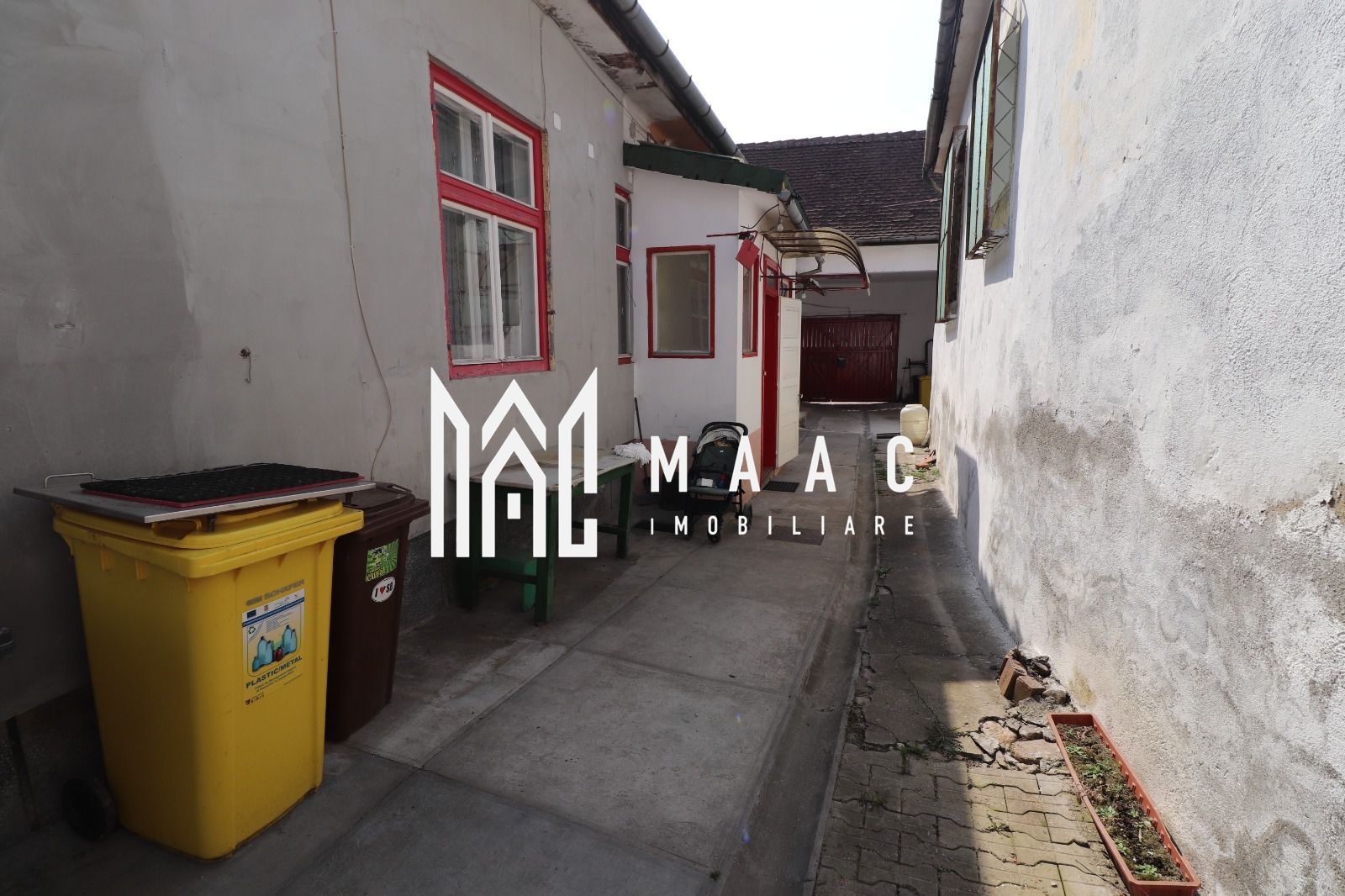 Apartament la casa | Pivnita mare | Curte | Cisnadie - Poză 12