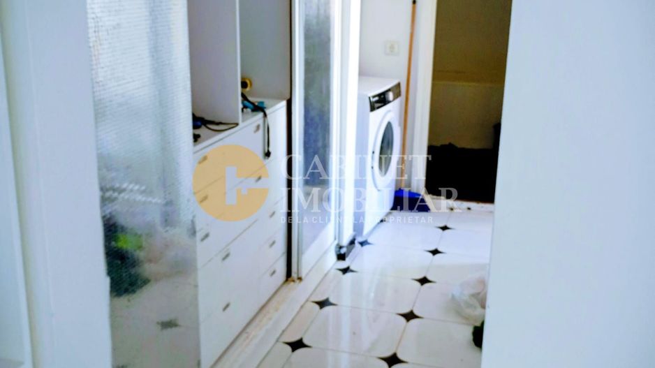 3 camere, decomandat, et.3/4, Podu de Fier, bloc 1982! - Poză 2